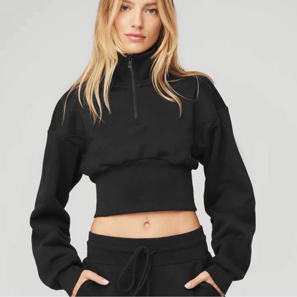 Alo Yoga Vixen Cropped Quarter Zip Pullover Black